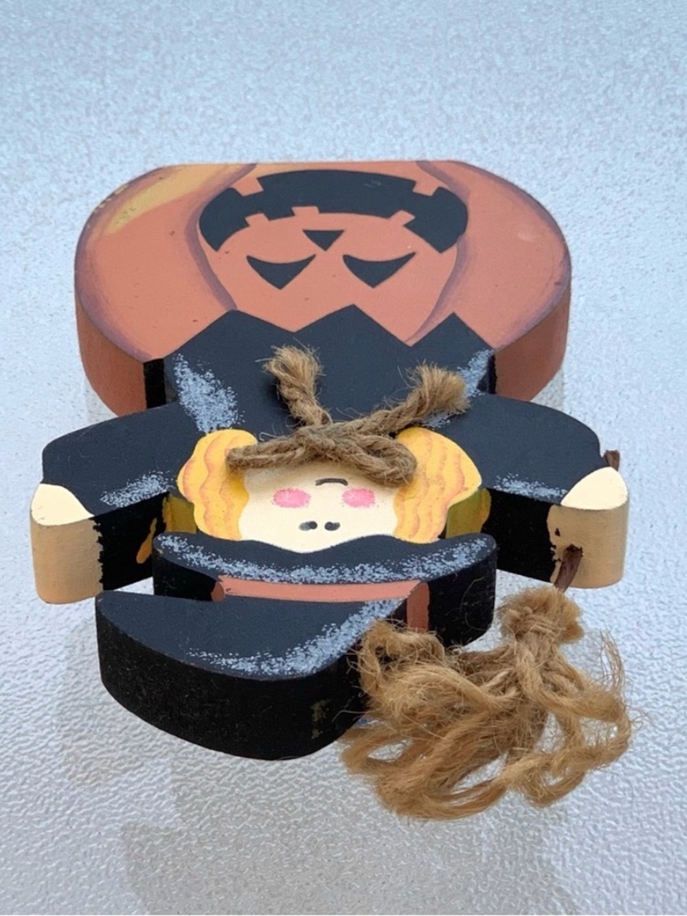 Kitschy Witch and Jack-O-Lantern Wooden Colorful Halloween Table Decoration - Picture 6 of 8